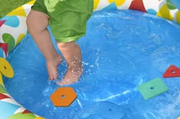 Opblaasbare spullen voor kinderen Bestway Lil' Splash & Learn Opblaasbaar Babyzwembad 1,20 m x 1,17 m x 46 cm Bestway 4