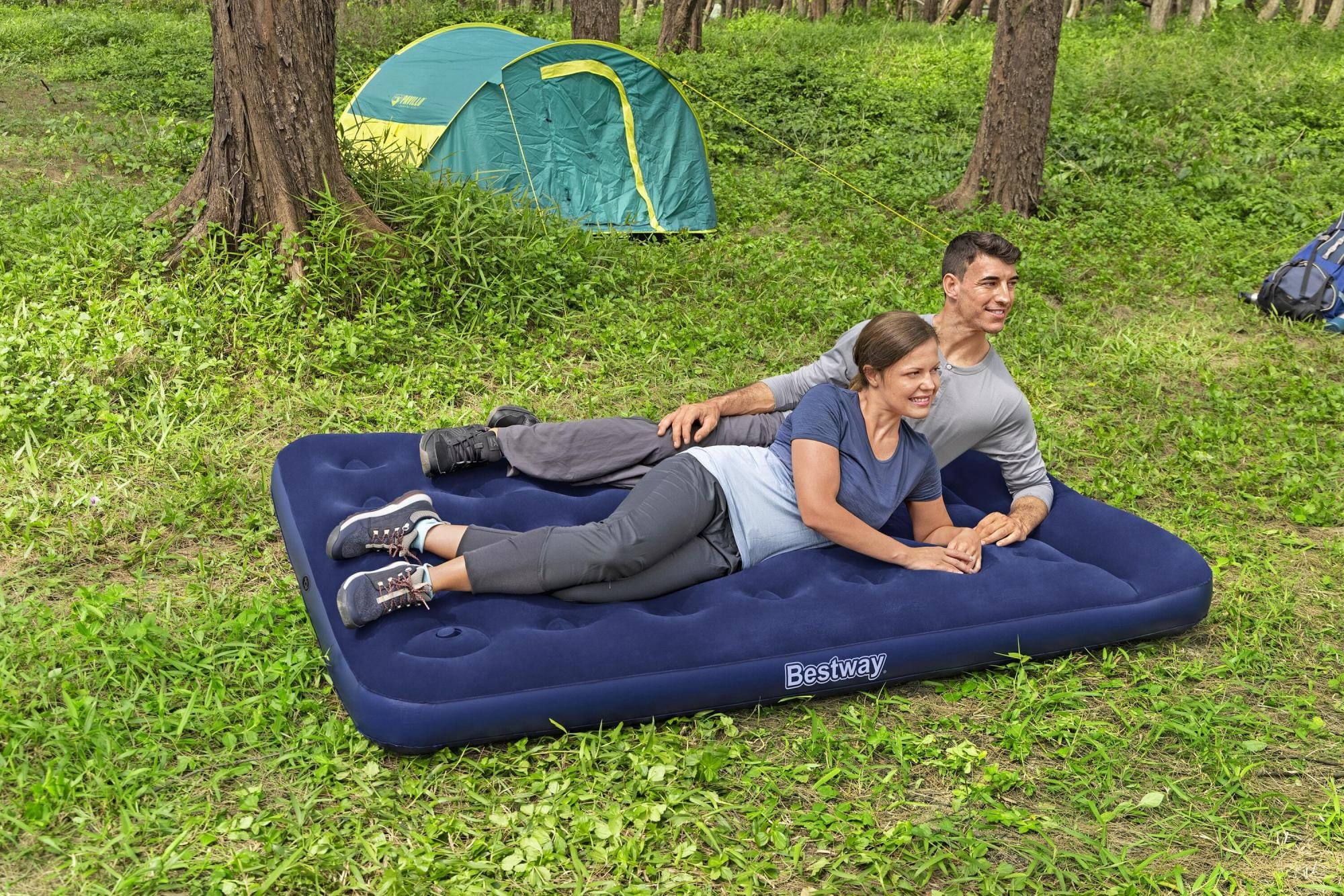 Luchtbed Bestway Luchtmatras met ingebouwde voetpomp 1,91 m x 1,37 m x 28 cm Bestway 2
