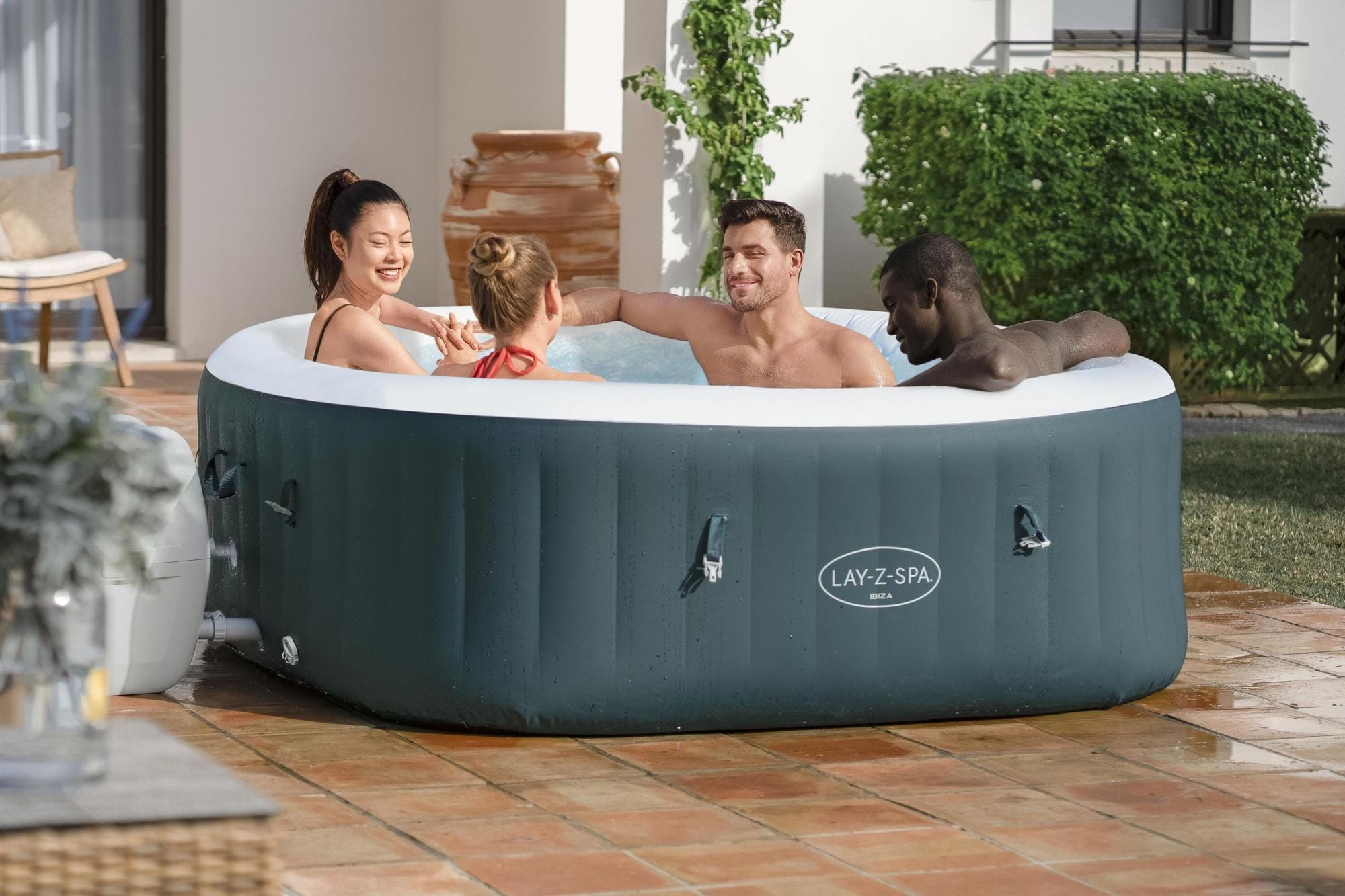 Opblaasbare bubbelbaden Lay-Z Spa Lay-Z-Spa Ibiza AirJet opblaasbare spa 4-6 personen Bestway 4