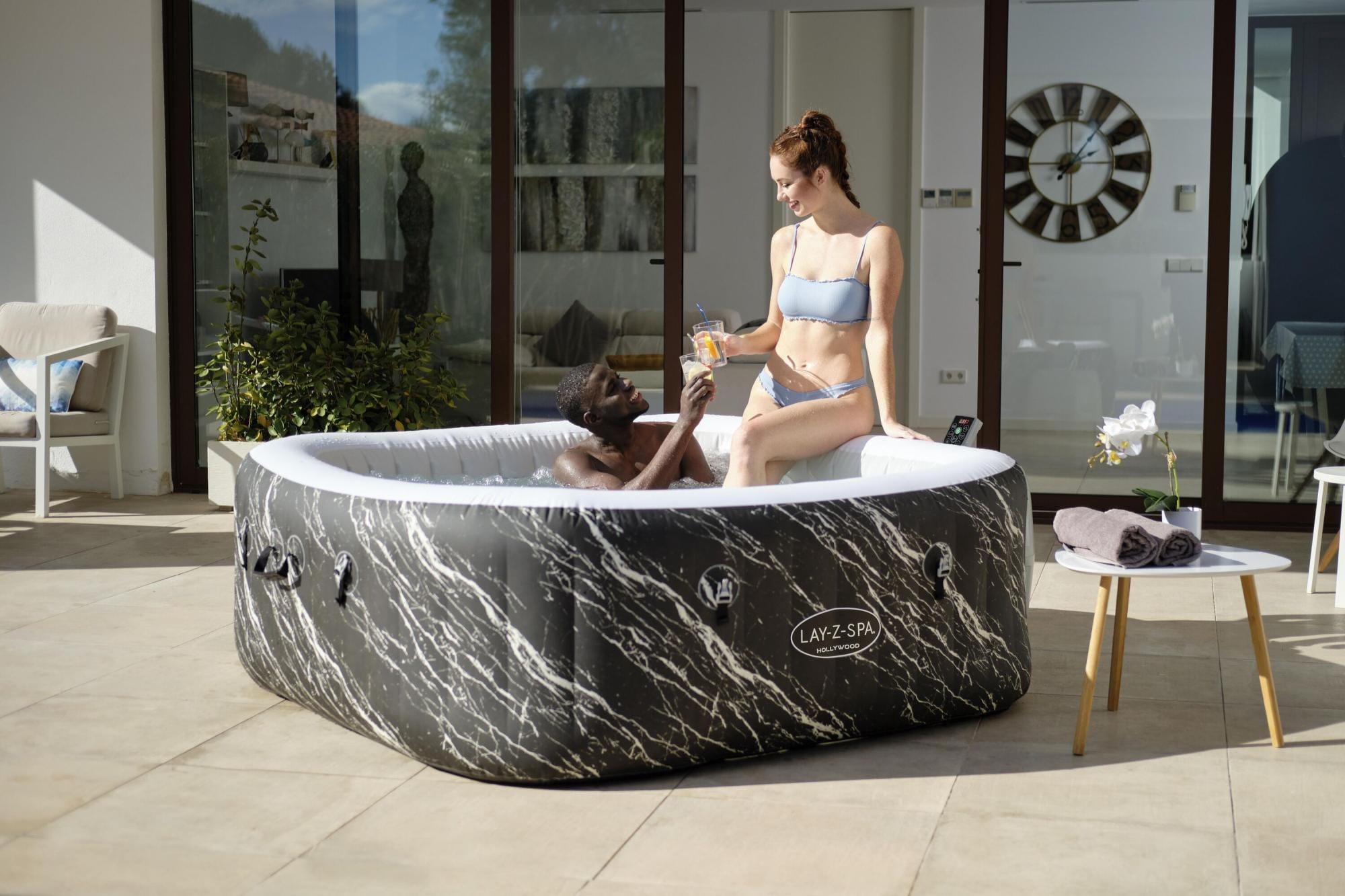 Opblaasbare bubbelbaden Lay-Z Spa Lay-Z-Spa Hollywood Luxe AirJet  Opblaasbare Spa met Ledverlichting voor 4-6 Personen Bestway 5