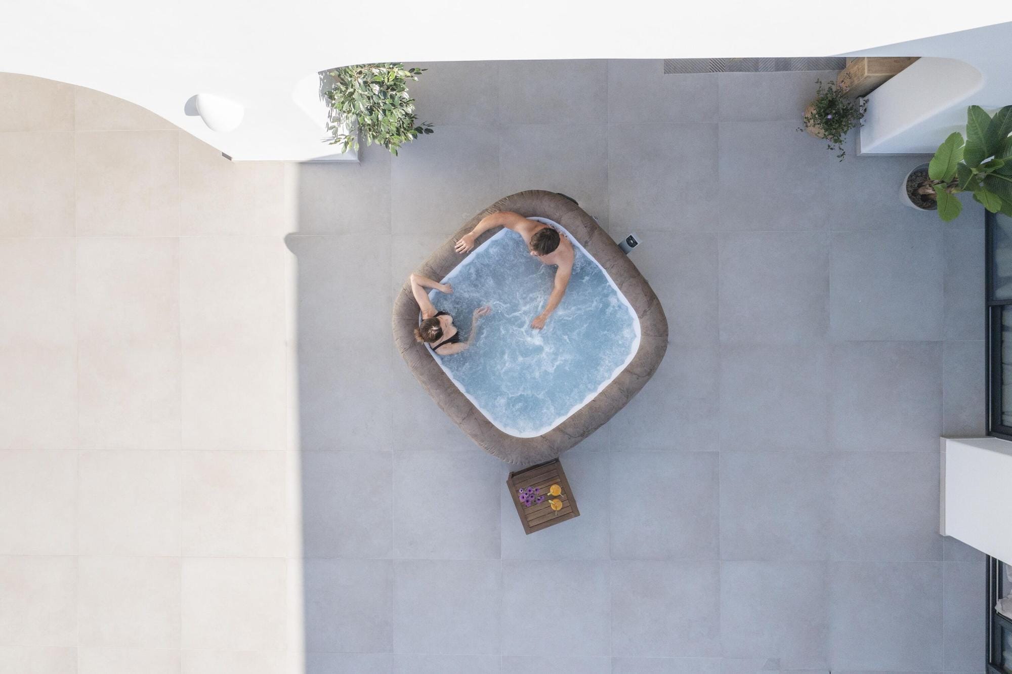 Opblaasbare bubbelbaden Lay-Z Spa Lay-Z-Spa Rome Energy-Efficient Smart AirJet Opblaasbare Spa met App Bediening 4-6 Personen Bestway 11