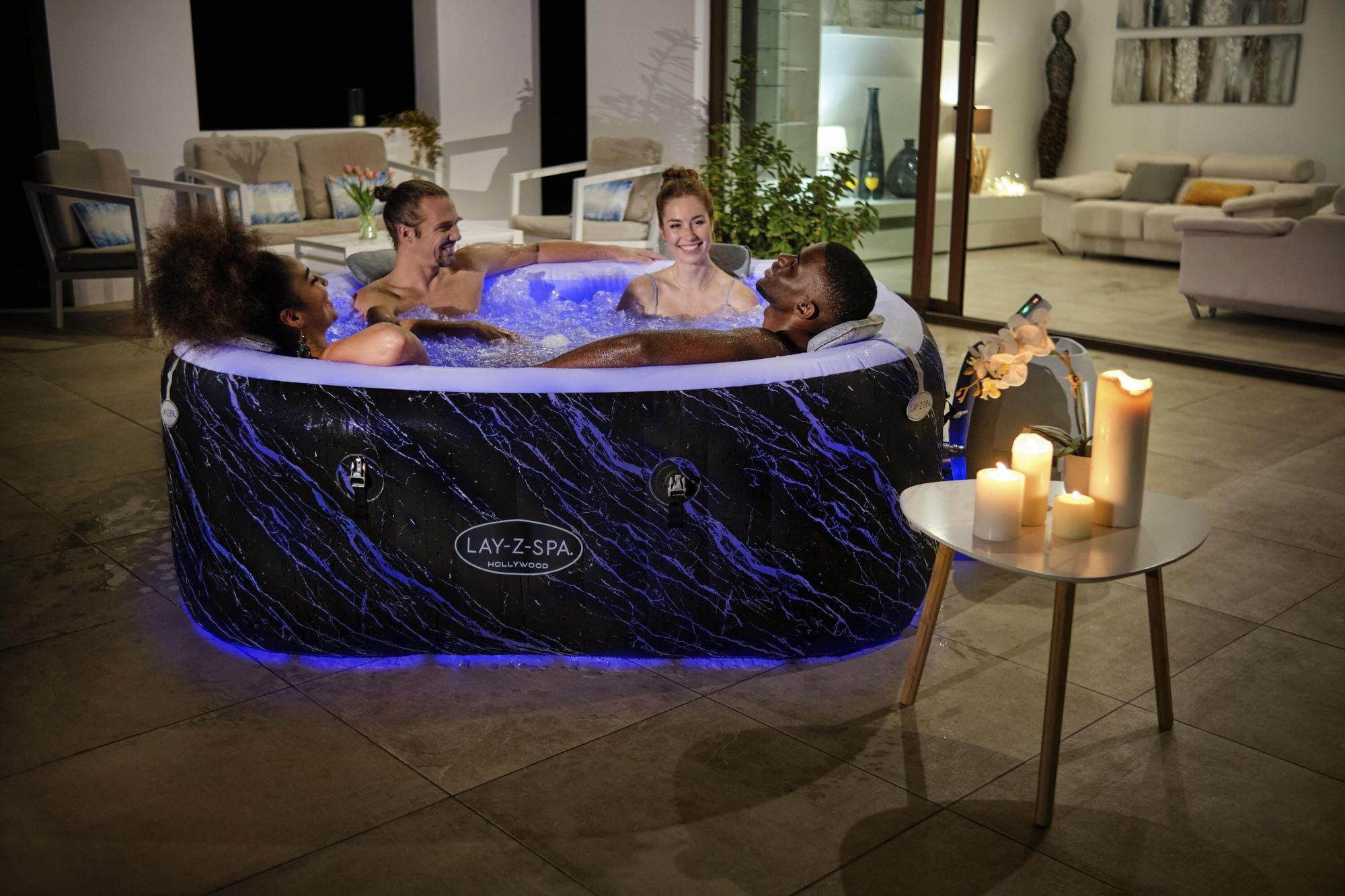 Opblaasbare bubbelbaden Lay-Z Spa Lay-Z-Spa Hollywood Luxe AirJet  Opblaasbare Spa met Ledverlichting voor 4-6 Personen Bestway 4